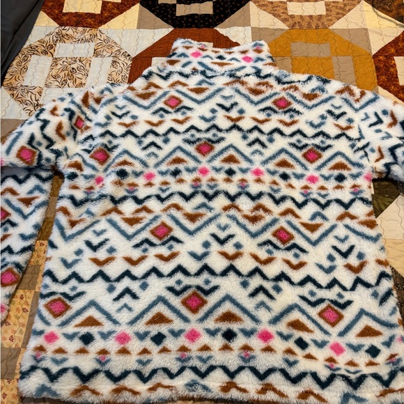 Eddie Bauer Multicolor Geometric Cowl Sweater. - Picture 8 of 15